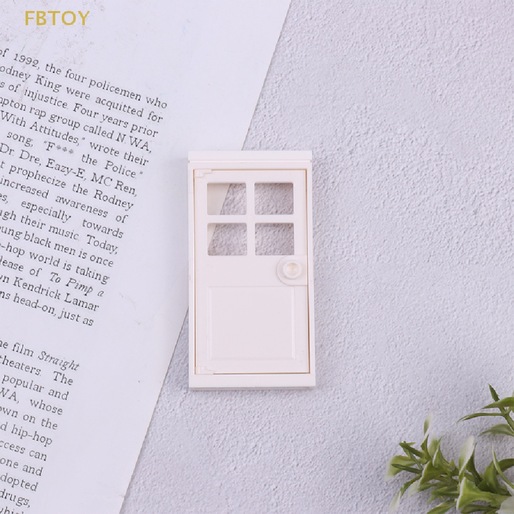Mô Hình Ngôi Nhà Mini FBTOY DIY Bằng Nhựa Trang Trí Cửa Sổ Và Cửa Ra Vào