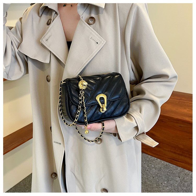 Túi Đeo Vai Dây Xích Màu Đen / Trắng Thời Trang Cao Cấp Cho Nữ