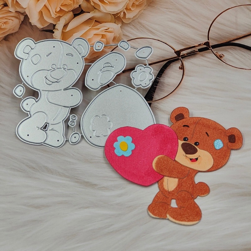 Khuôn Cắt Giấy Kim Loại Trang Trí Hình Gấu Và Trái Tim Xinh Xắn