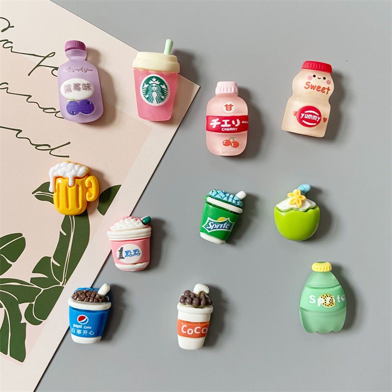 Set 11 Sticker Nam Châm Dán Tủ Lạnh Hình Chai Nước Ngọt Mini