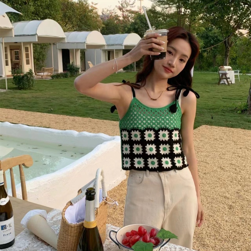 Áo Croptop Hai Dây Dệt Kim Dáng Rộng Họa Tiết Hoa Thời Trang Cho Nữ