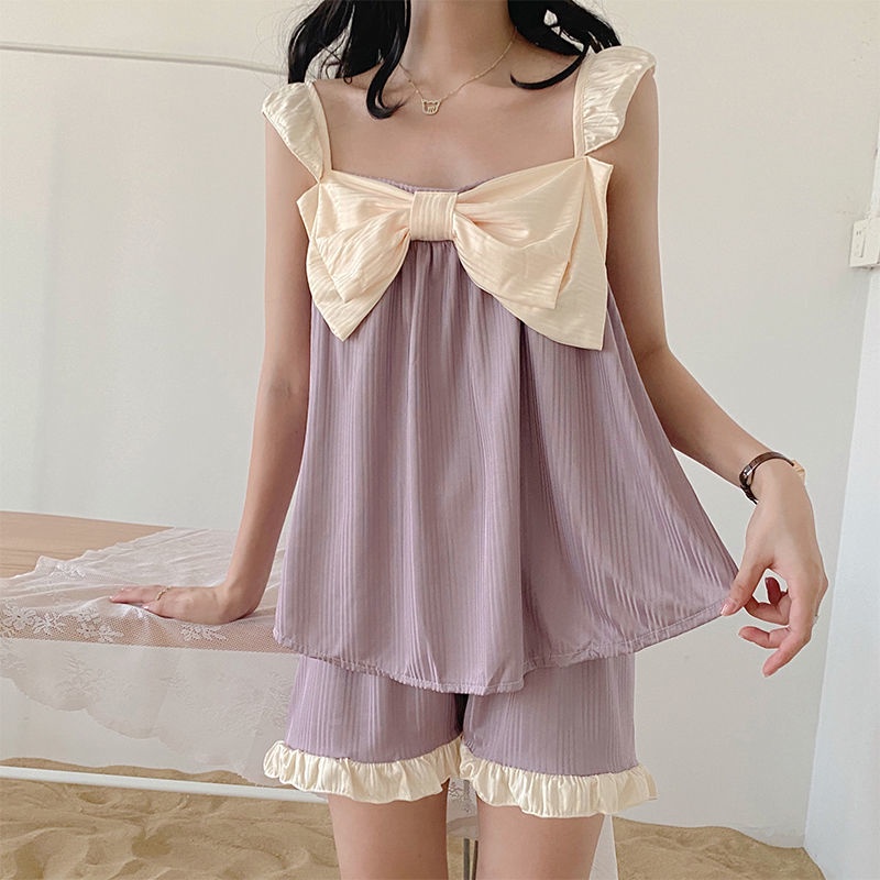 Bộ Đồ Ngủ Hai Dây Phối Quần Short Vải Mỏng Dễ Thương Cho Bạn Gái La315