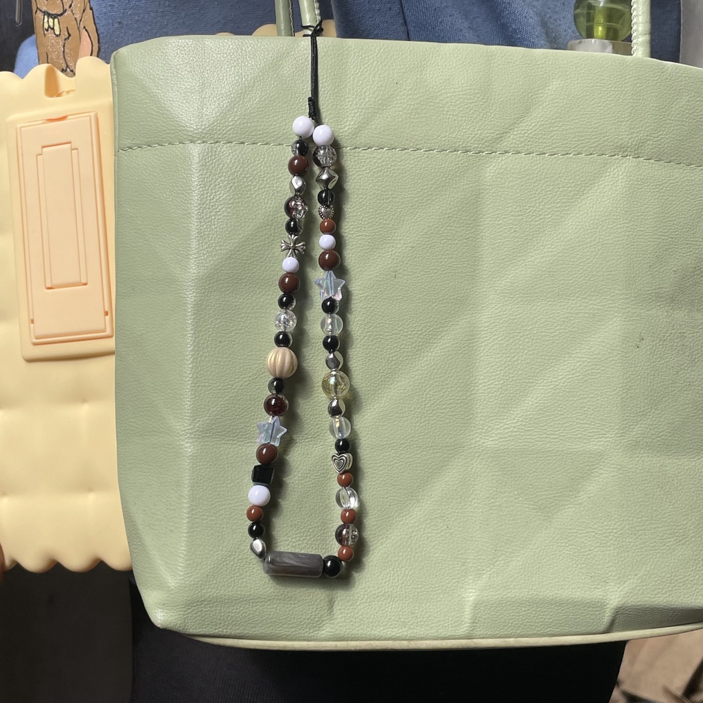 Dây móc điện thoại phối hạt pha lê nhân tạo màu caramel