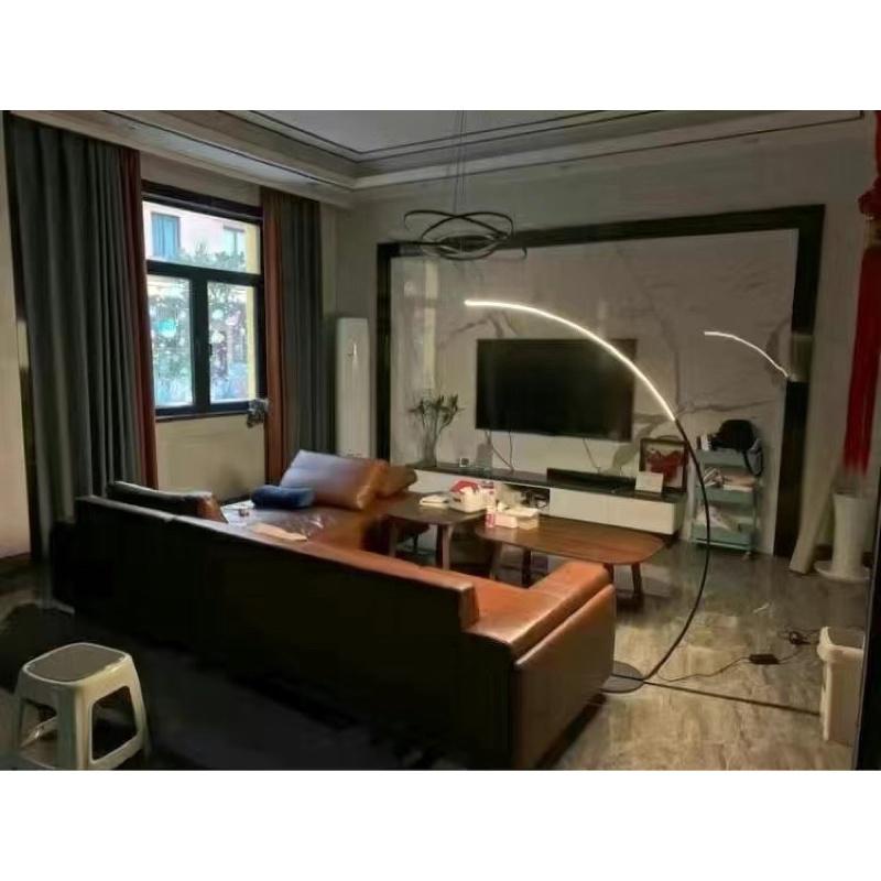 Đèn sàn tối giản dáng cong phong cách Bắc Âu Thanhshoptn