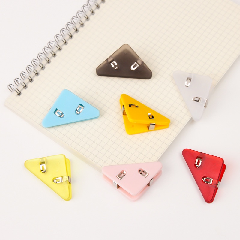 Kẹp giấy hình tam giác màu Pastel K47 kẹp tài liệu cố định trang sách bằng nhựa- BÚT ĐẸP
