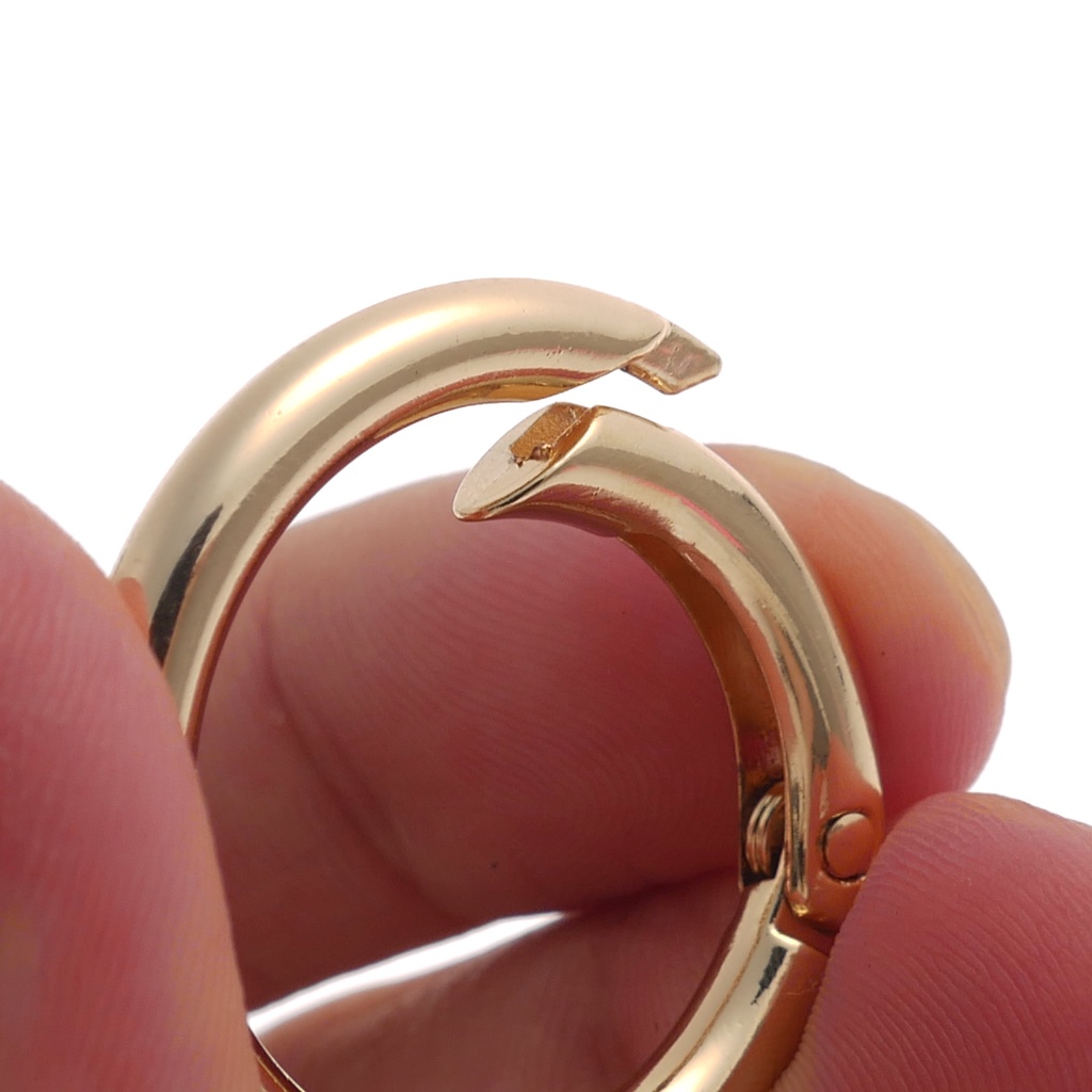 1 Móc Khóa Chữ O Bằng Kim Loại Cho Túi Xách