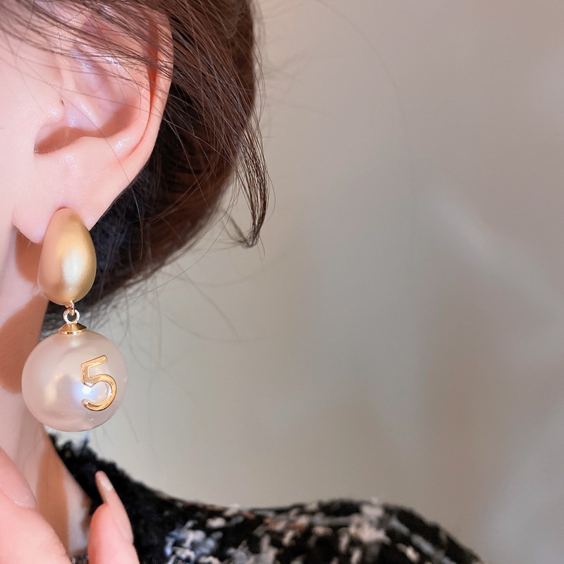 Bông Tai Mạ Bạc Hình Chữ Số Đính Ngọc Trai Thời Trang Phong Cách Hàn Quốc Cho Nữ