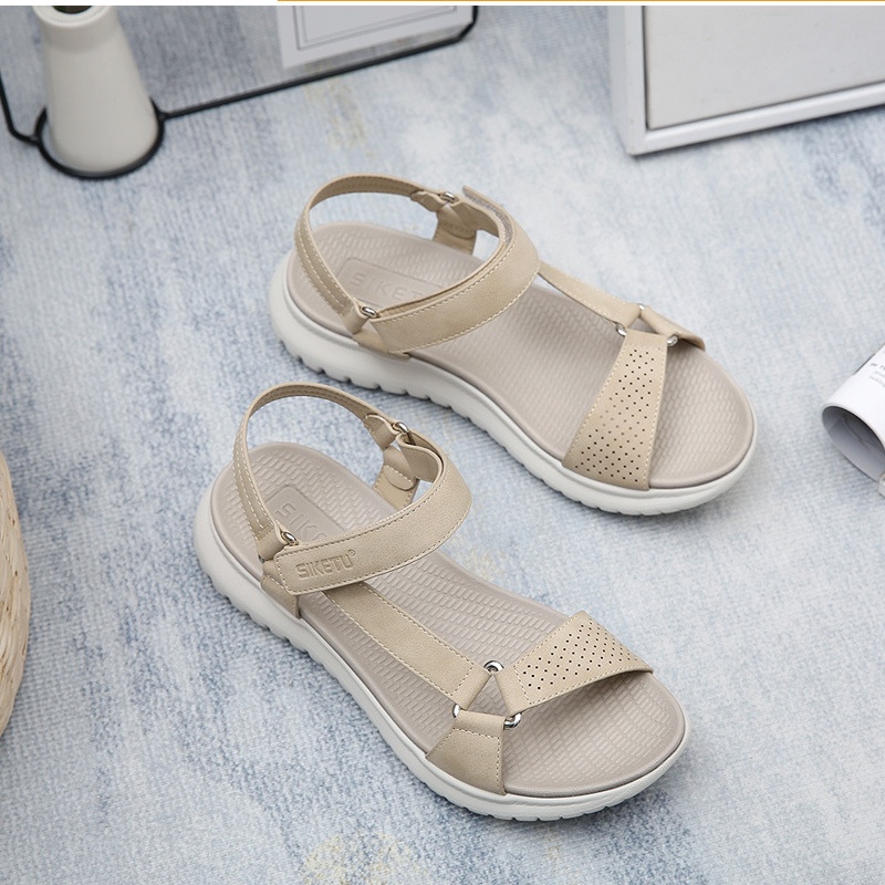 Giày Sandal Thể Thao Hở Ngón Đế Dày Phẳng Dễ Phối Đồ Phong Cách Thể Thao Ngoài Trời