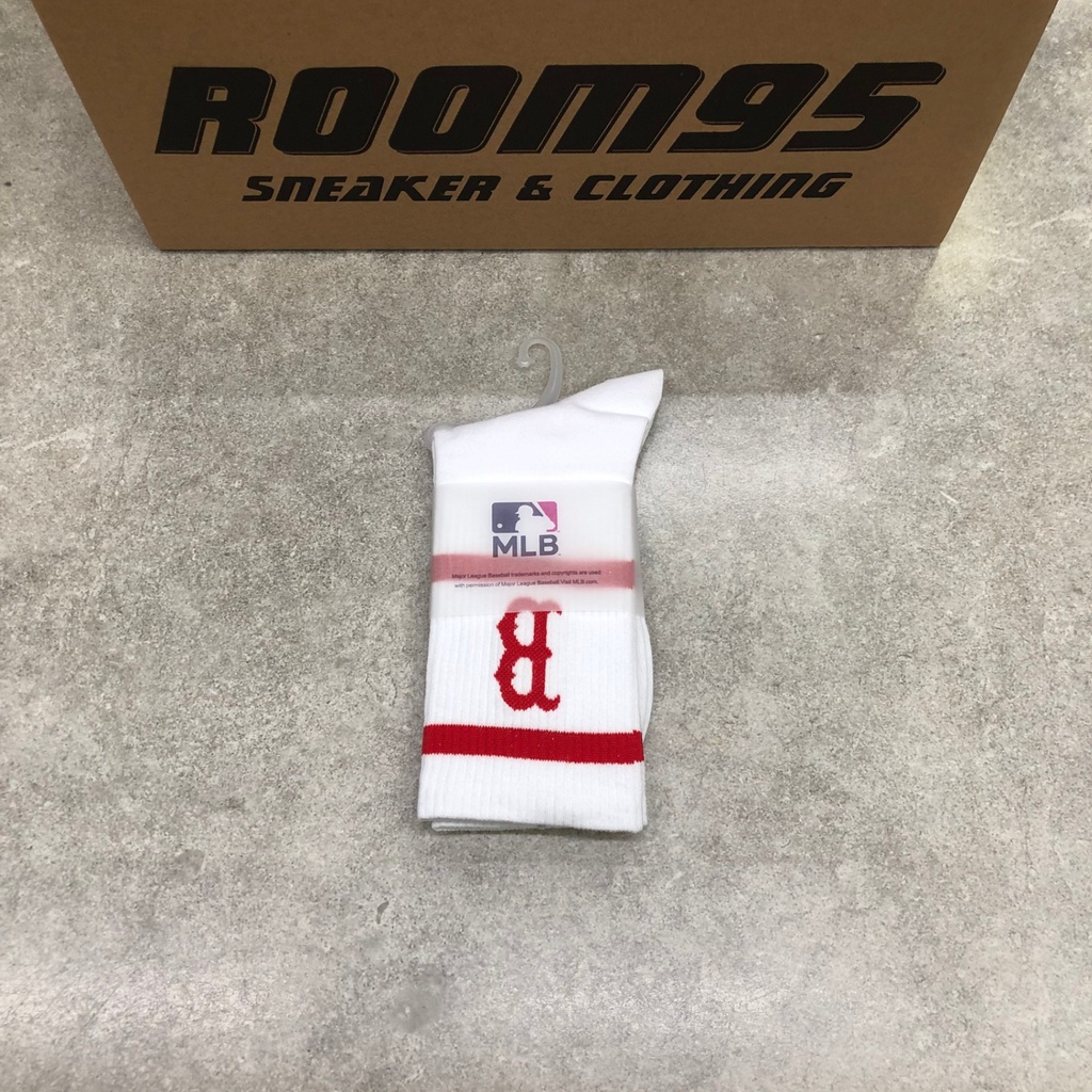 [ROOM95] TẤT MLB TRẮNG CAO CỔ LOGO B ĐỎ