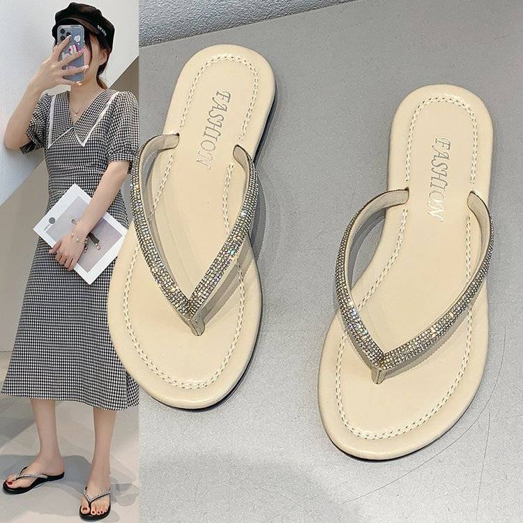 Dép Sandal Xỏ Ngón Đính Đá Thời Trang Đi Biển Mùa Hè 2022 Phong Cách Mới Cho Nữ