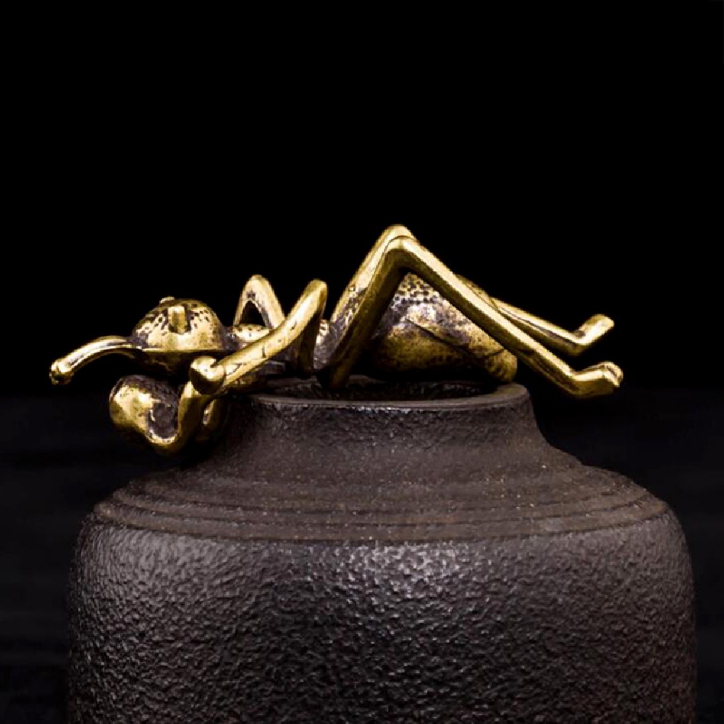 Đế Cắm Nhang Hình Kiến Bằng Đồng Thau Để Bàn Trang Trí Văn Phòng