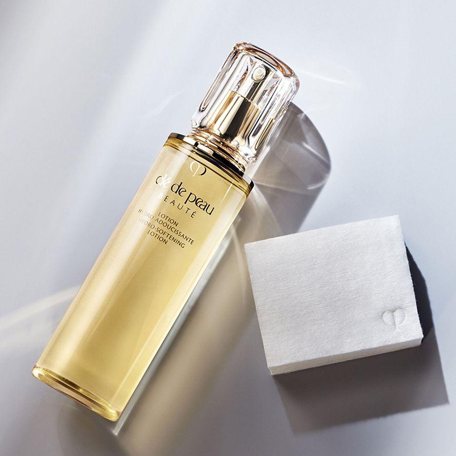 Nước Hoa Hồng Cle de Peau Beaute Hydro softening Lotion .