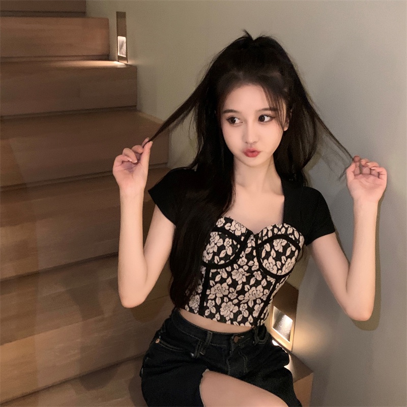 IELGY   Áo Thun Tay Ngắn In Họa Tiết Màu Sắc Tương Phản Phong Cách hong kong Thời Trang Cho Nữ