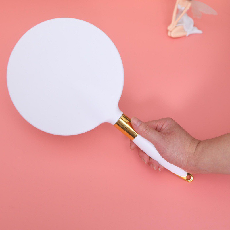 Gương cầm tay dùng trong spa và phun xăm thẩm mỹ