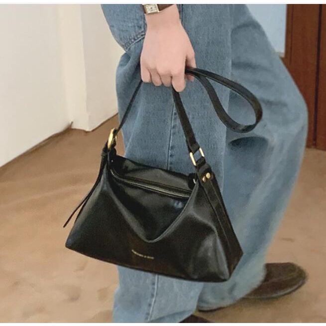 Túi Xách Đeo Vai / Đeo Dưới Cánh Tay Bằng Da PU Sức Chứa Lớn Mẫu Mới 2023 Phong Cách Hàn Quốc Cho Nữ