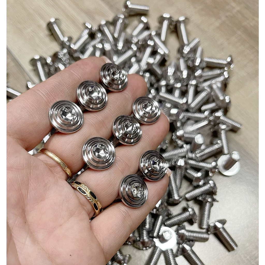 Ốc Inox 5Li 6Li 8Li Thái Nhô Đầu Lục Giác Bông