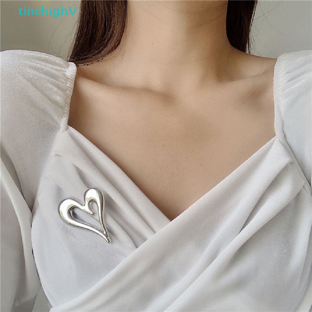 [TinchighV] Ghim Cài Áo Hình Trái Tim Đơn Giản Bằng Kim Loại Dành Cho Nam Và Nữ [Mới]