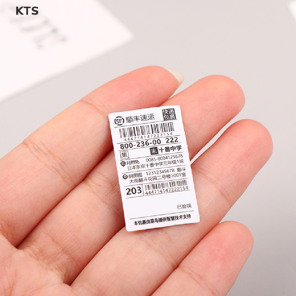 Set 5 Phụ Kiện Bằng Nhựa 1 / 12 Trang Trí Nhà Búp Bê