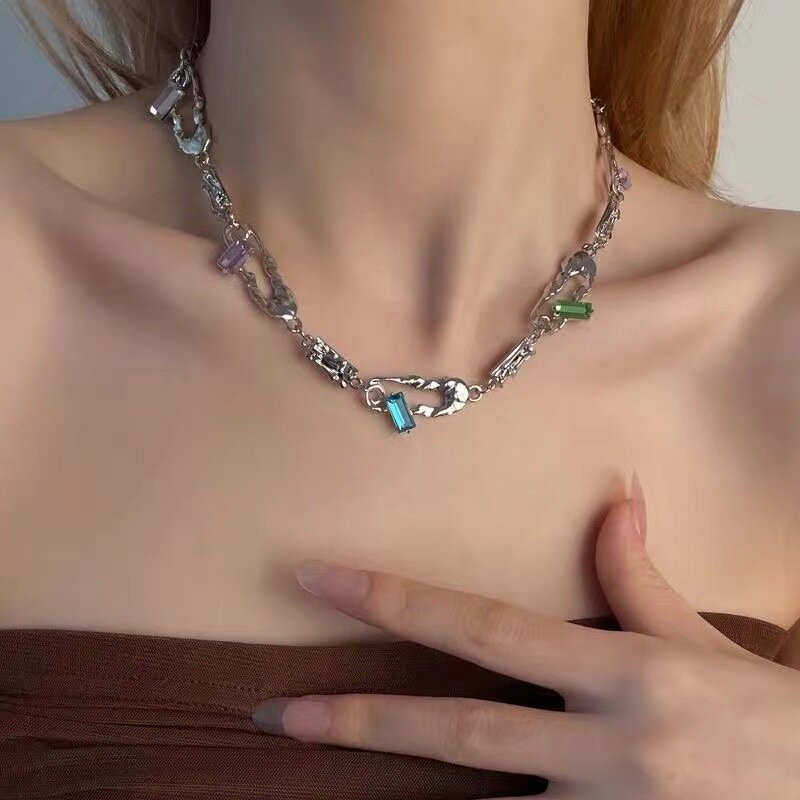 Vòng cổ Hợp Kim Mặt Hình Học Đính Đá Xinh Xắn Cho Nữ