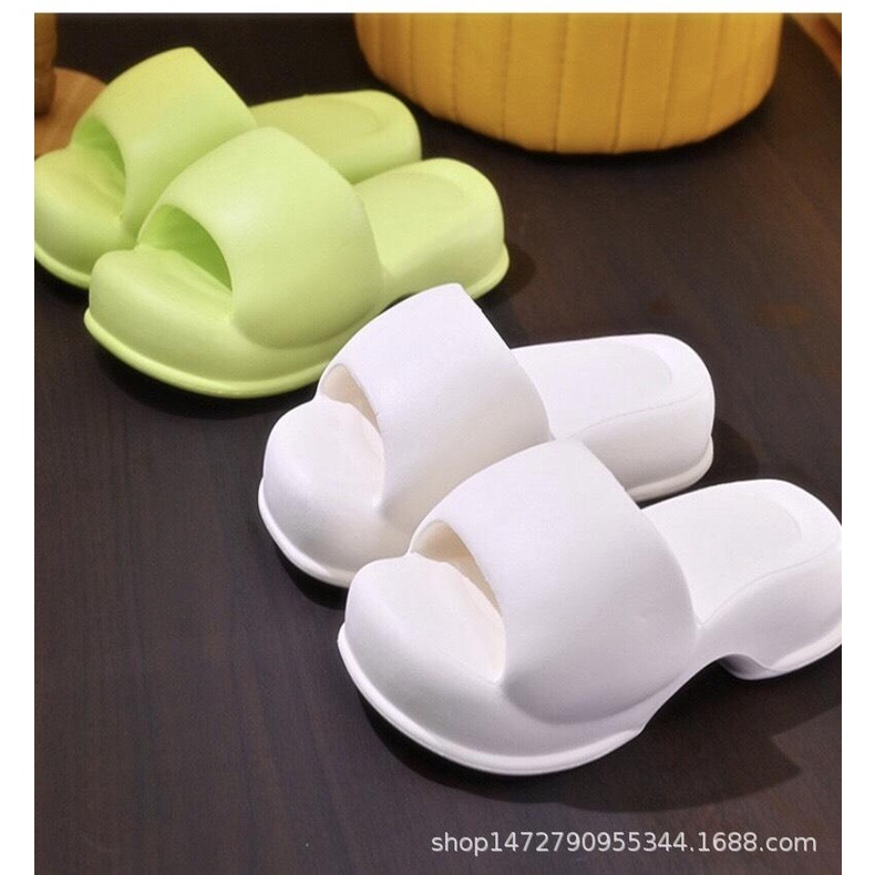 Dép nữ quai ngang, dép bánh mì đế cao 4,5 CM chất liệu EVA đúc nguyên khối kiểu dáng sang chảnh, siêu êm ái.