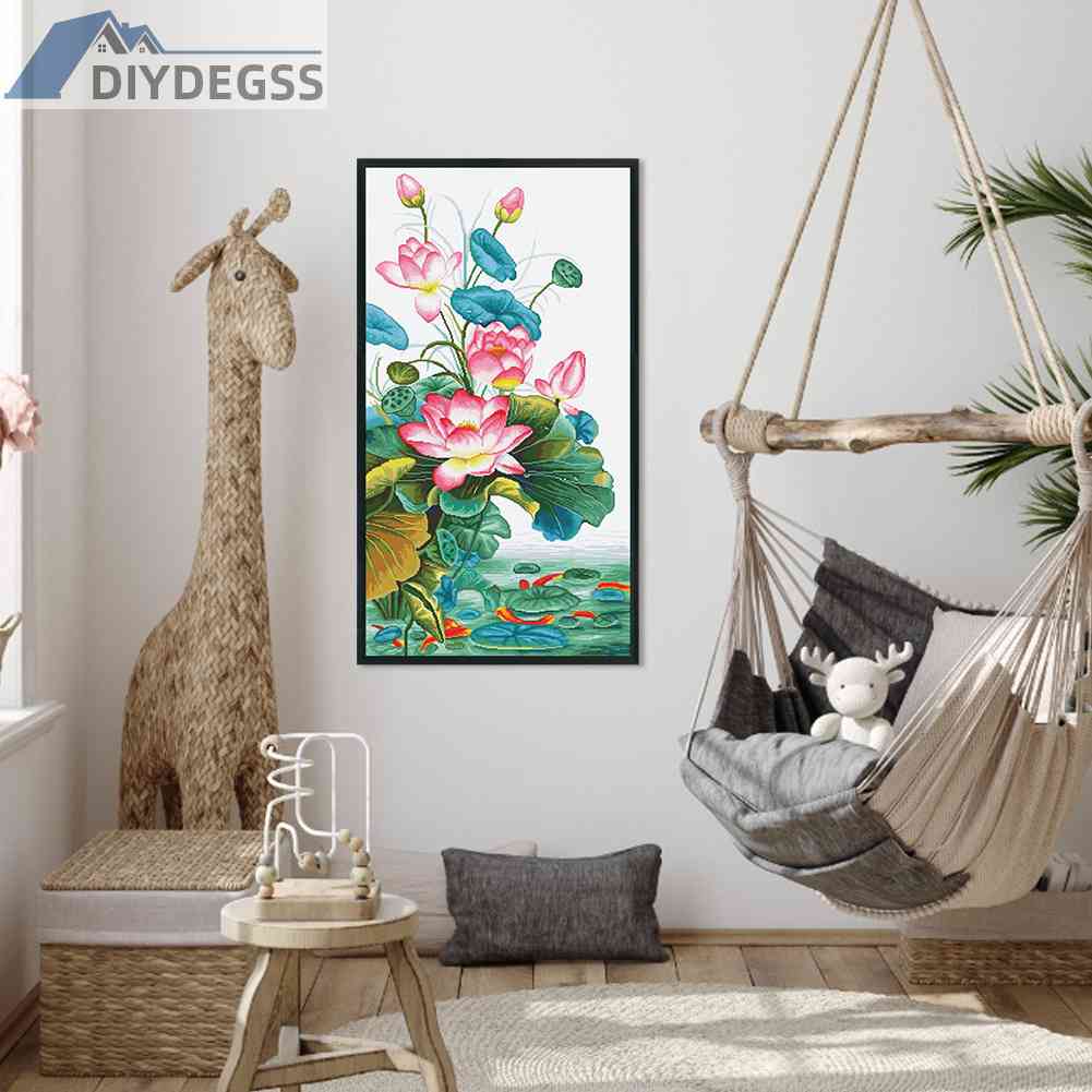 Bộ Tranh Thêu Chữ Thập DIY Hình Chín Con Cá Và Hoa Sen 11CT