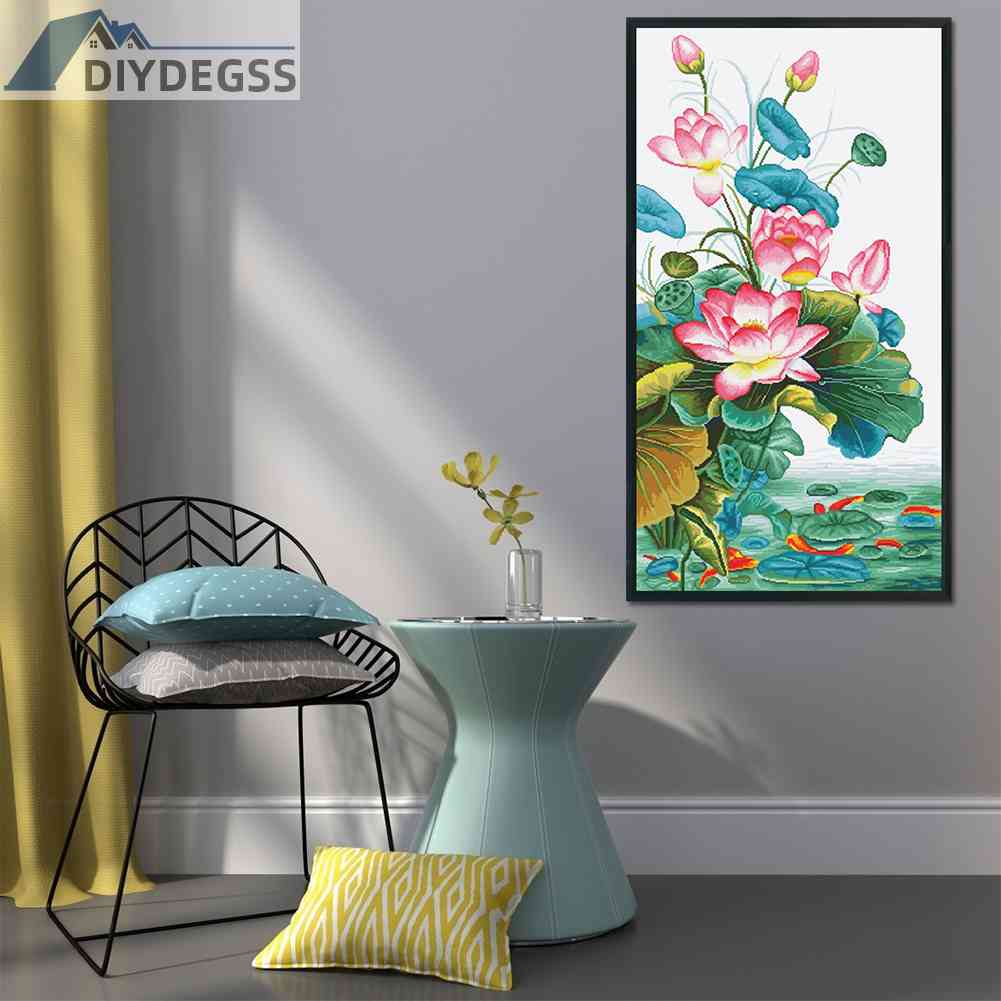 Bộ Tranh Thêu Chữ Thập DIY Hình Chín Con Cá Và Hoa Sen 11CT