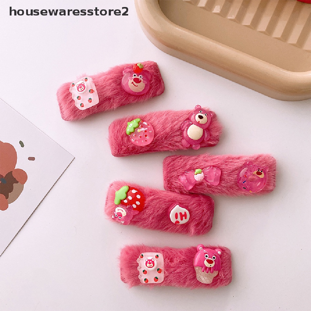 Set 2 Kẹp Tóc Hình Gấu / Dâu Tây Phủ Lông Dễ Thương Thời Trang Ngọt Ngào Cho Bé Gái