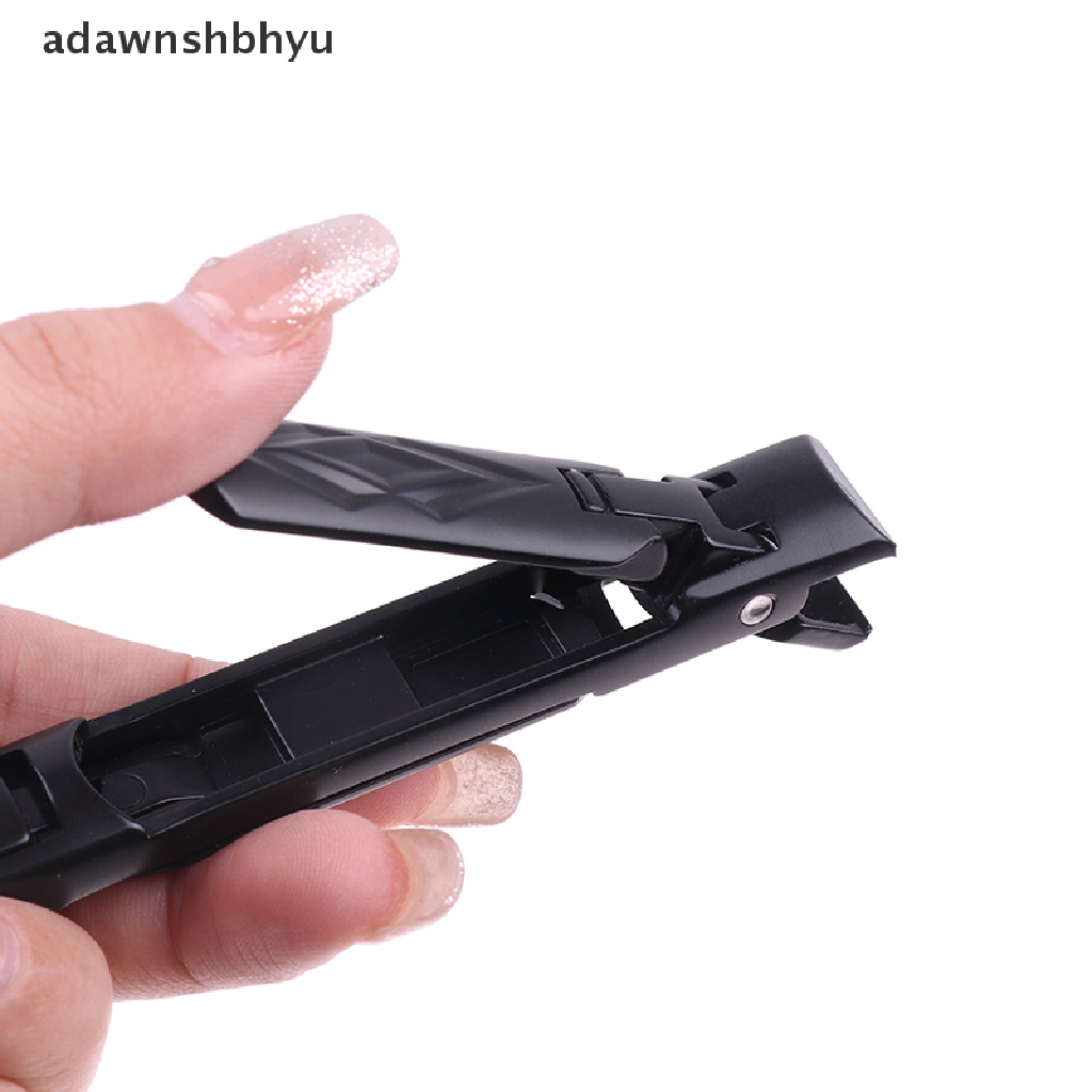 1 Dụng Cụ Cắt Móng Tay / Chân Bằng Thép Không Gỉ