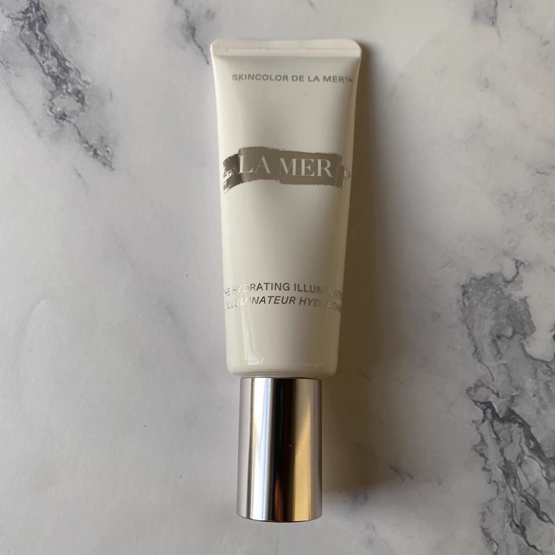 Sữa Trang Điểm Thay Đổi Màu Sắc Độc Đáo 40ml