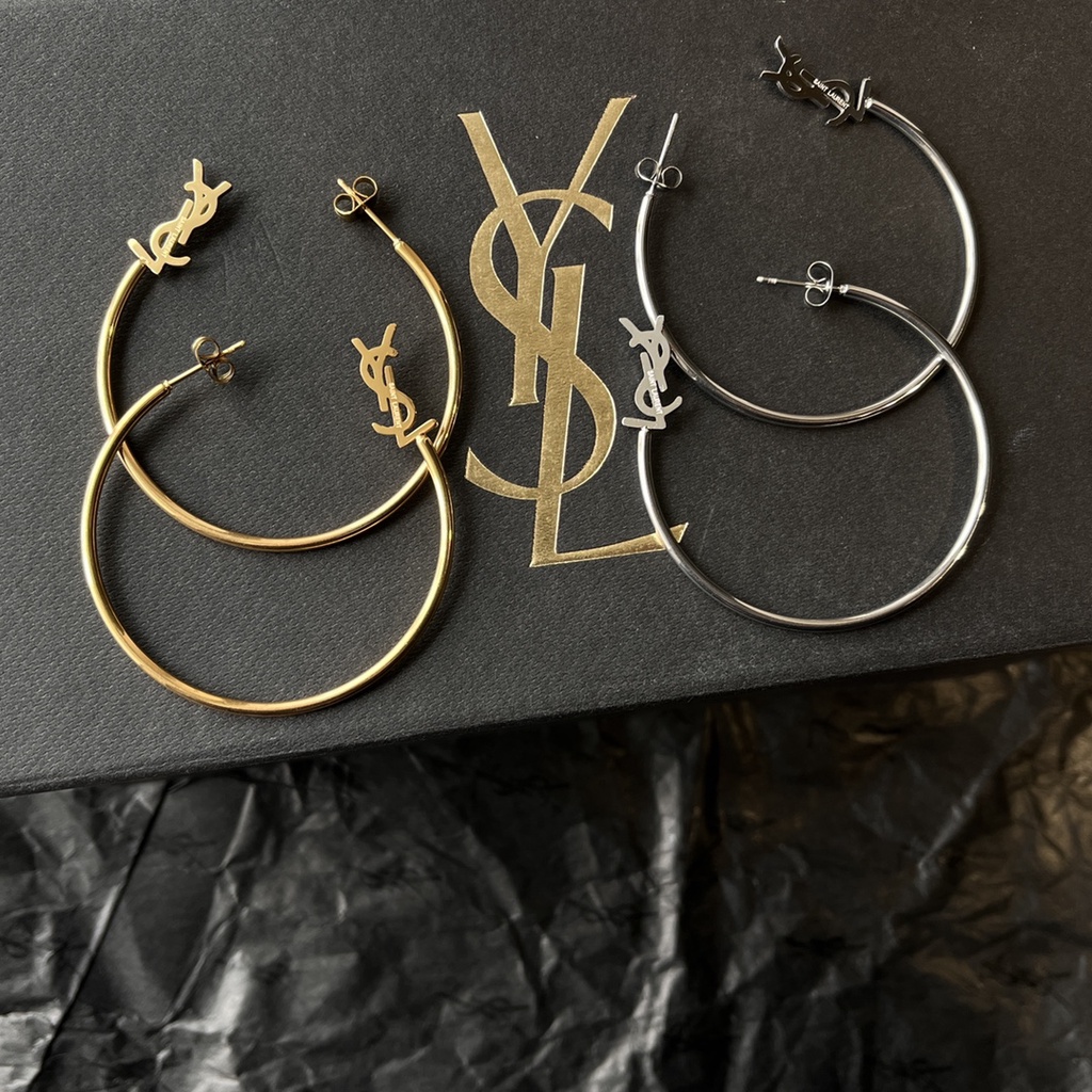 Khuyên Tai Tròn Khắc Chữ YSL Bằng Thép Titanium Thời Trang