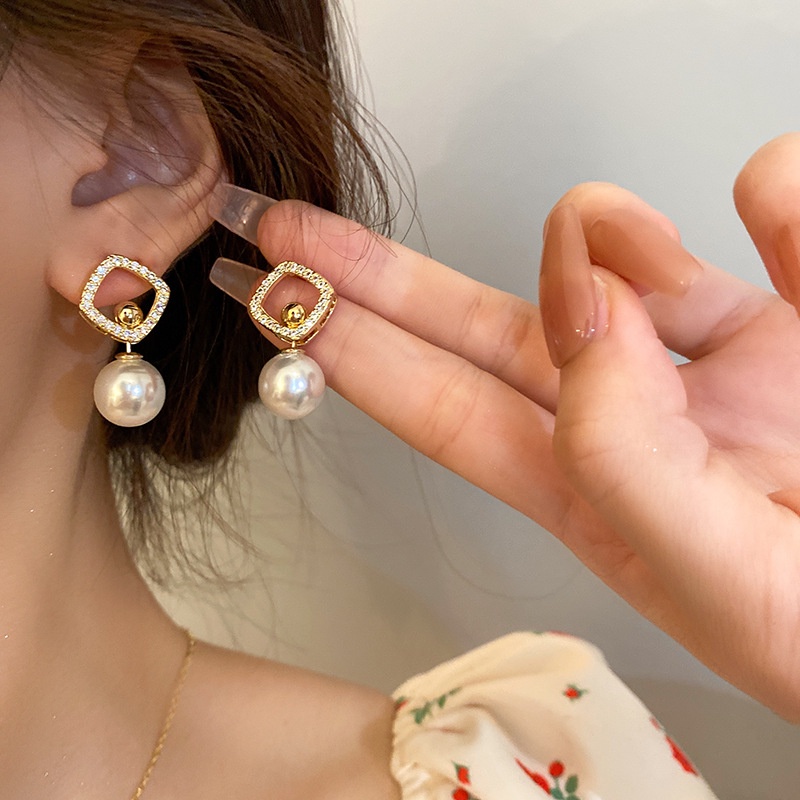 Bông Tai Mạ Bạc Đính Ngọc Trai Hình Vuông Thời Trang