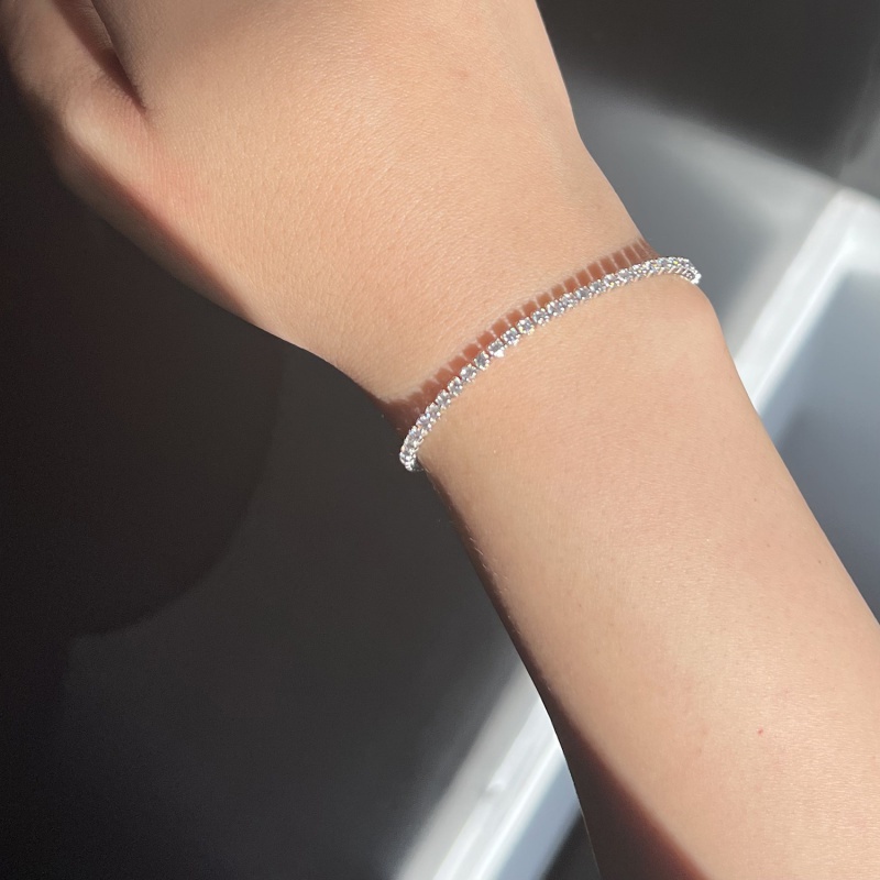 Vòng Tay Đính Đá Zircon Cao Cấp Thời Trang Dành Cho Nữ