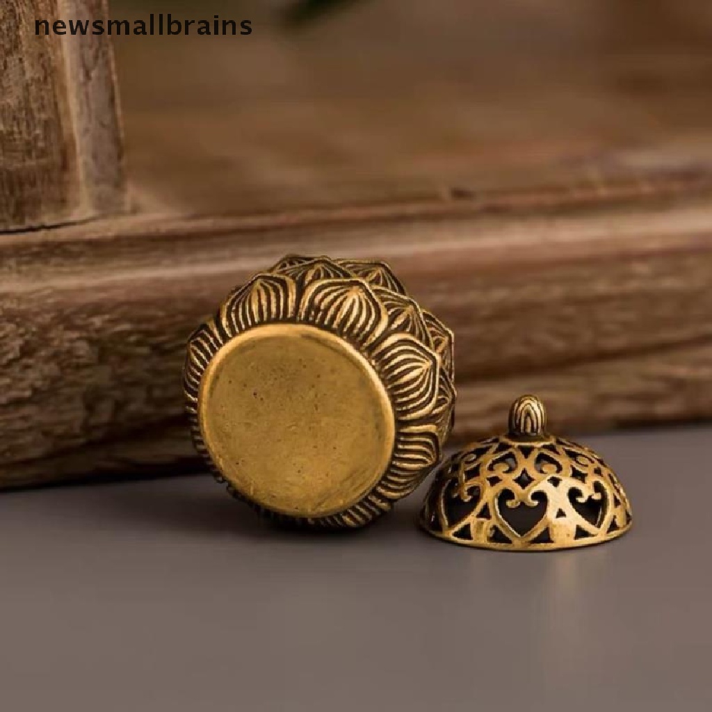 Đế Đốt Trầm Hương Bằng Đồng Thau Hình Hoa Sen Phong Cách Retro