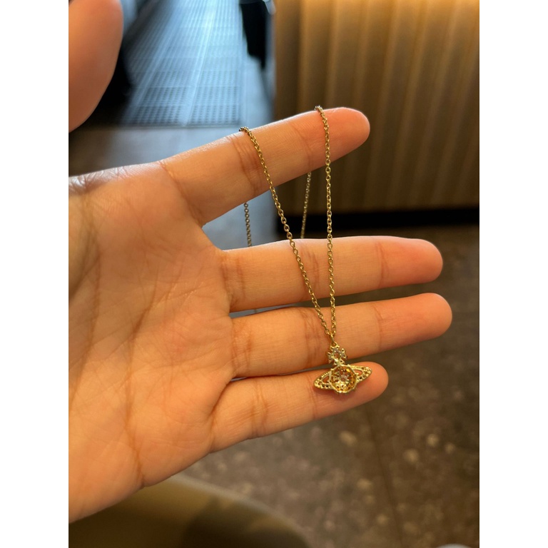 Westwood*vivi enne Vòng cổ SAO thổ nhỏ xíu với những viên Kim cương rỗng Dây Chuyền  925 Mặt Hình Bông Tuyết Đính Đá Thời Trang Xuân Hè Phong Cách Mới 2023