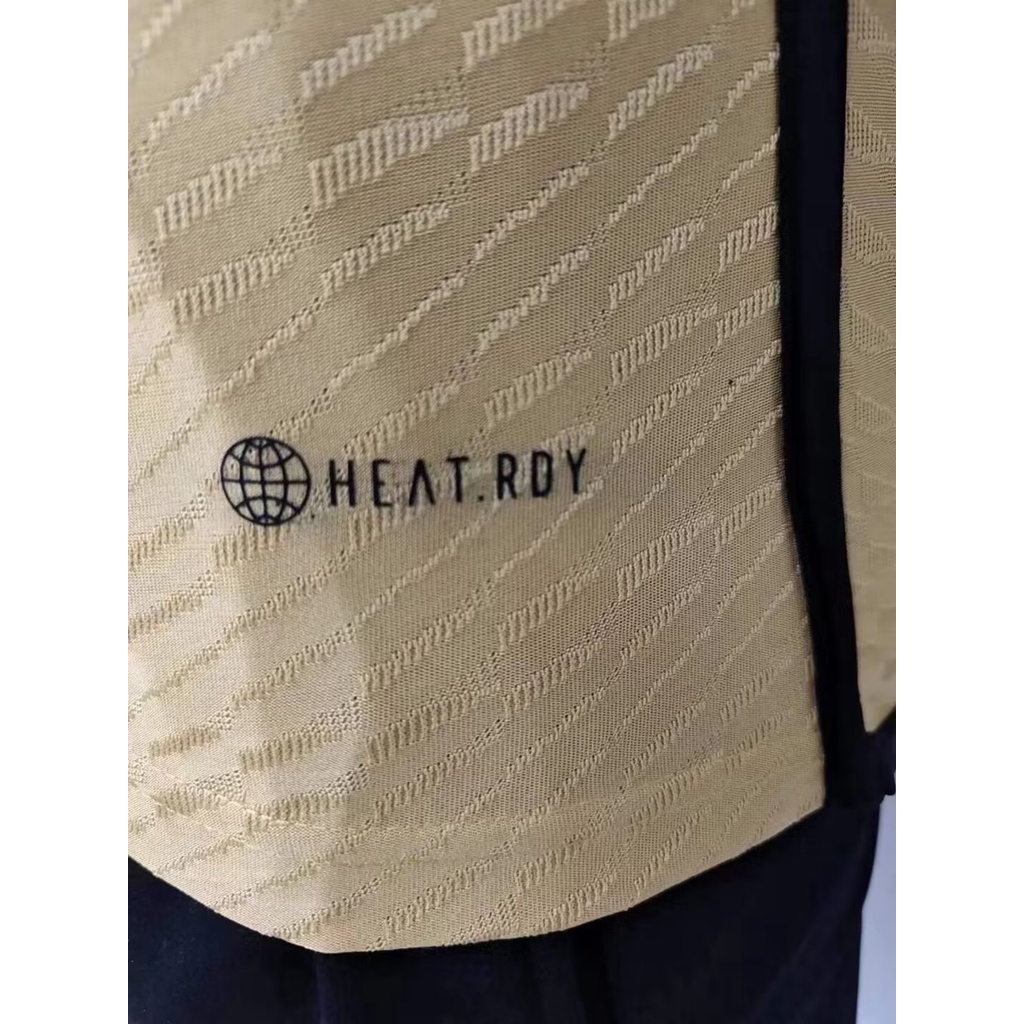 Áo Thun Bóng Đá Ngắn Tay Real Madrid 2324