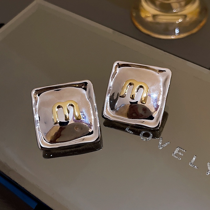 Bông Tai Mạ Bạc Họa Tiết Chữ Thời Trang Cho Nữ