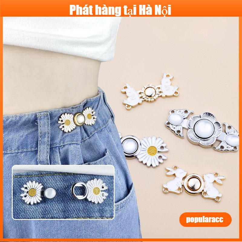 Cả nam và nữ đều có thể sử dụng quần jeans hoa cúc nhỏ để điều chỉnh các nút