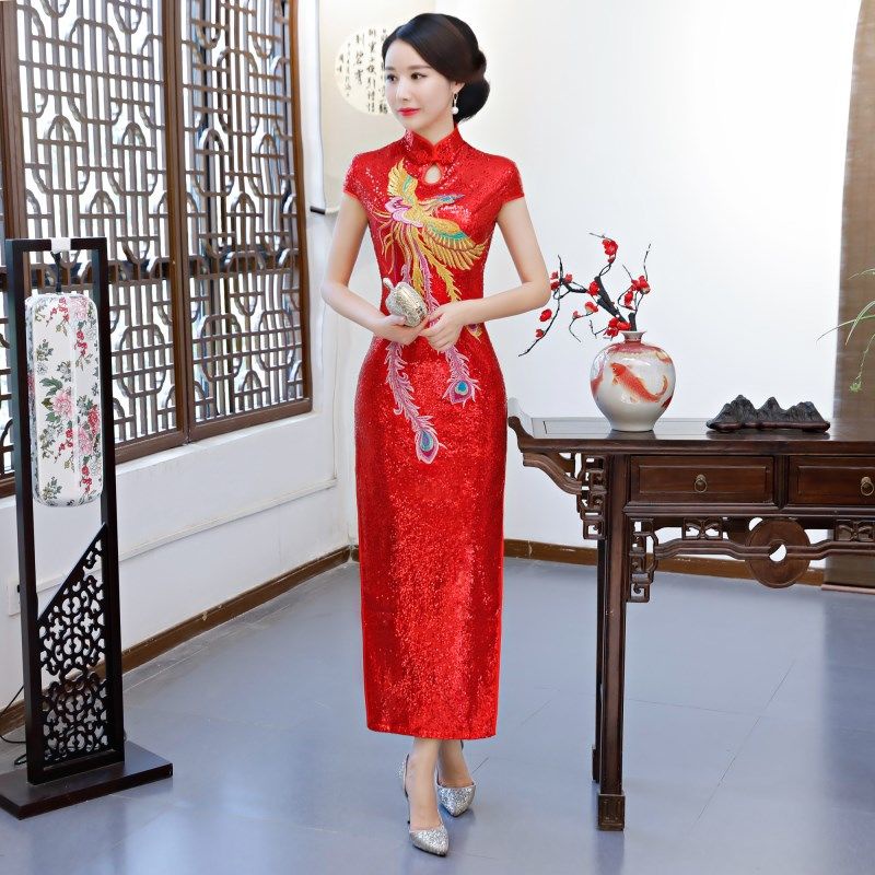 Đầm Sườn Xám Dự Tiệc Thêu Hình Phượng Hoàng Đính Kim Sa Phong Cách Mới 2023