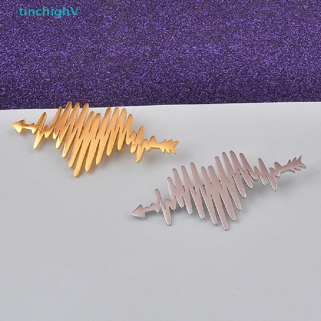 [TinchighV] Ghim Cài Áo Kim Loại Hình Trái Tim Điện Cực Sáng Tạo Làm Quà Tặng Cho Nam Và Nữ [Mới]