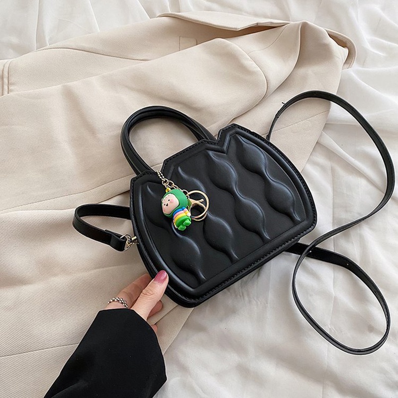 Túi Đeo Chéo Hình Bánh Quy Màu Xanh Sữa IELGY Ngọt Ngào Cho Nữ