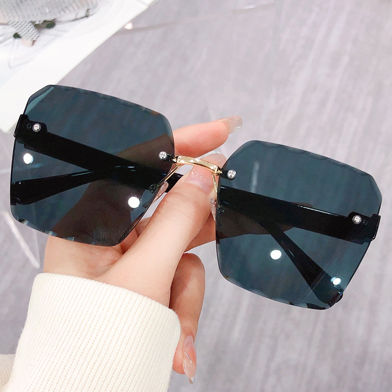 Kính Mát Gọng Vuông Thời Trang Mới Cho Nam Nữ Màu Sắc