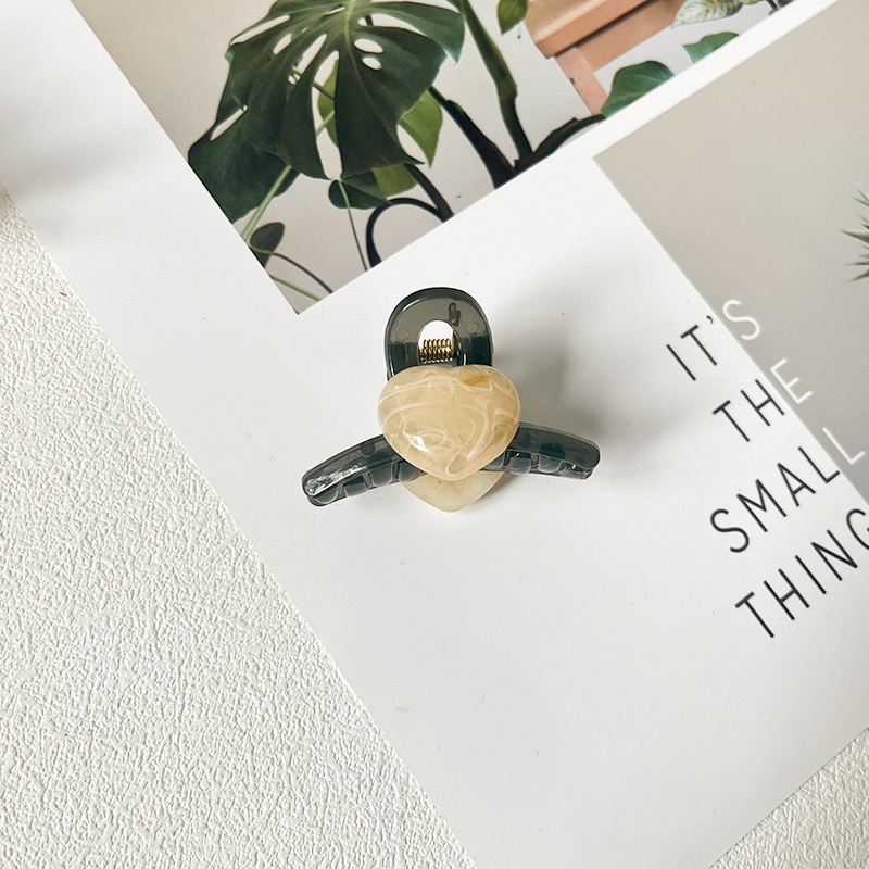 Kẹp Tóc Acrylic Nhỏ Nhắn Hình Trái Tim Dễ Thương Cho Nữ