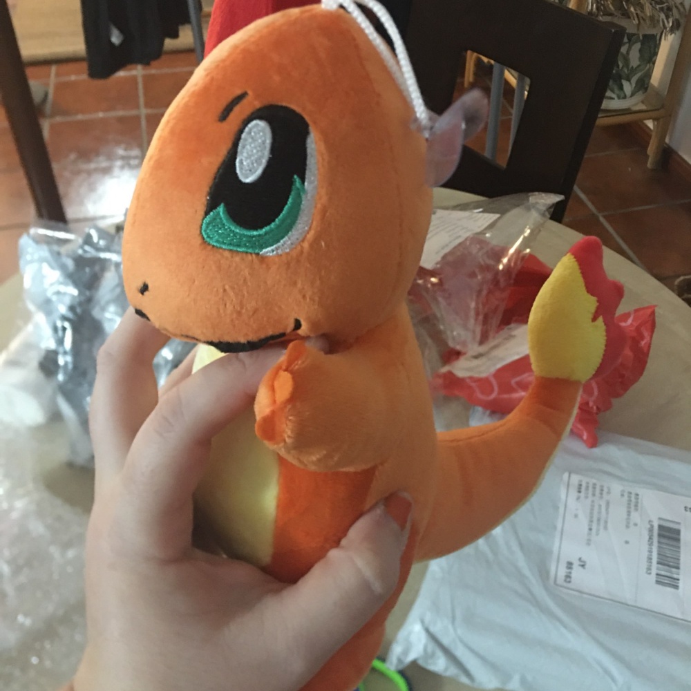 Thú Nhồi Bông Hình Pikachu Dễ Thương 20-25cm