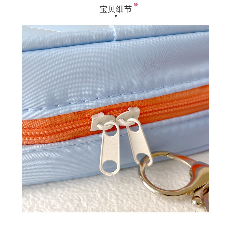 Túi Đựng Đồ Trang Điểm Hình Tam Giác Mini Tiện Dụng Mang Đi Du Lịch