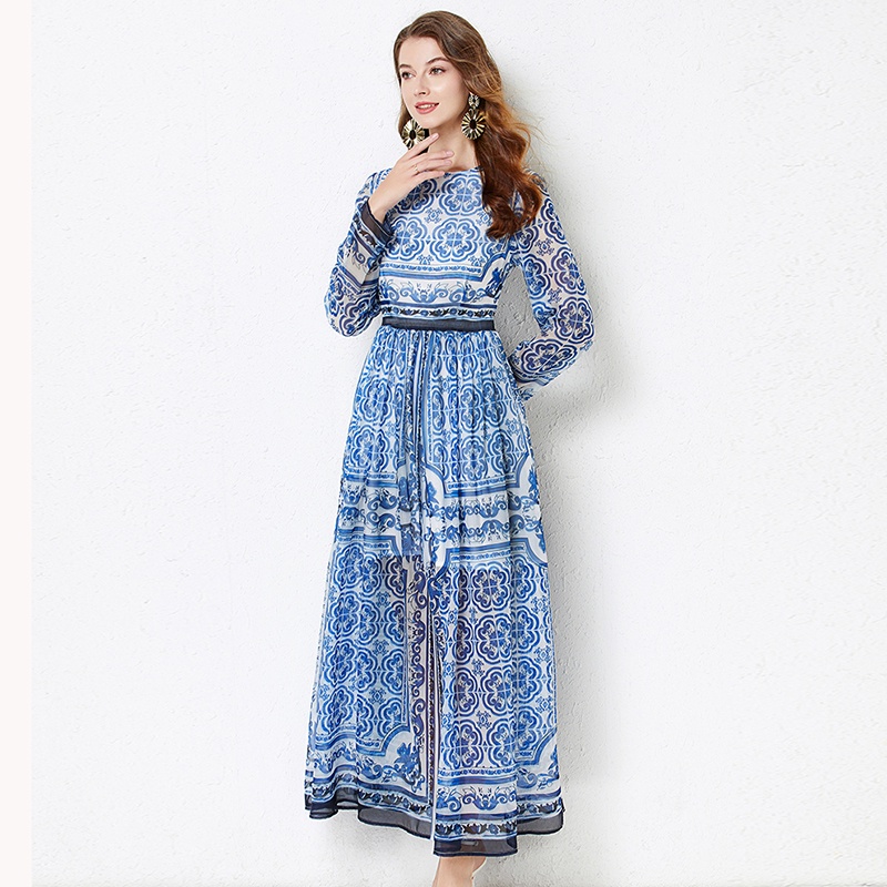 Đầm Chữ A Vải chiffon Lụa Nhẹ In Họa Tiết Sứ Màu Xanh Dương Và Trắng Thời Trang Xuân Hè 20233