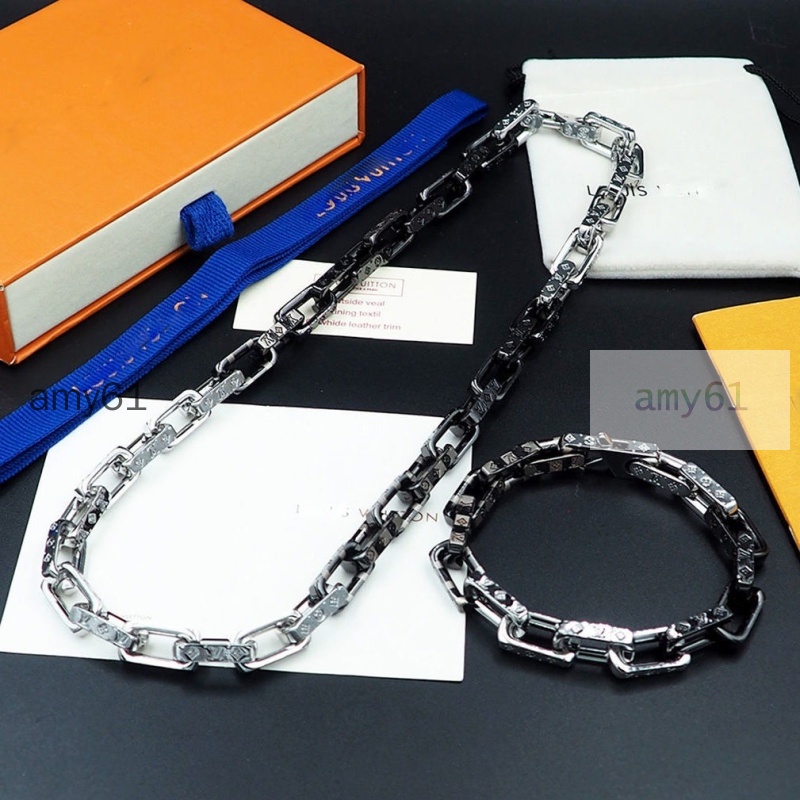 (Hàng Có Sẵn) Vòng Tay / Vòng cổ Bằng Thép Titan Thời Trang Cá Tính Cho Nam (Không Kèm Hộp)