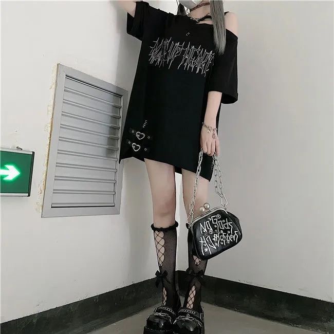 Áo Thun Tay Ngắn Dáng Rộng Hở Vai In Chữ Hot Girl Y2k Thời Trang Mùa Xuân Dành Cho Bạn Nữ [Giao Hàng Trong Tối]