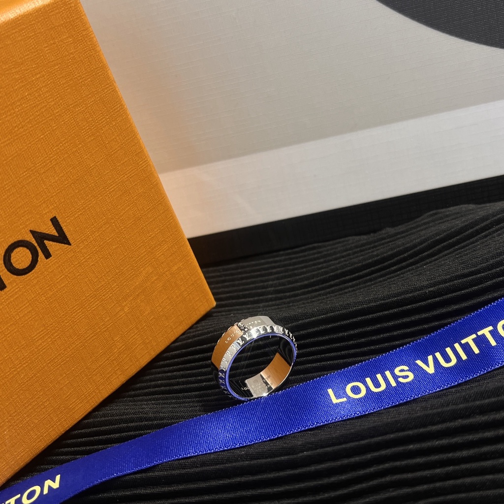 Nhẫn Thép Titan Louis Vuitton Thời Trang Trang Sức Văn Phòng Cho Nam Và Nữ LV Senior Quý Phái Chống Thấm Nước Và Rỉ Sét