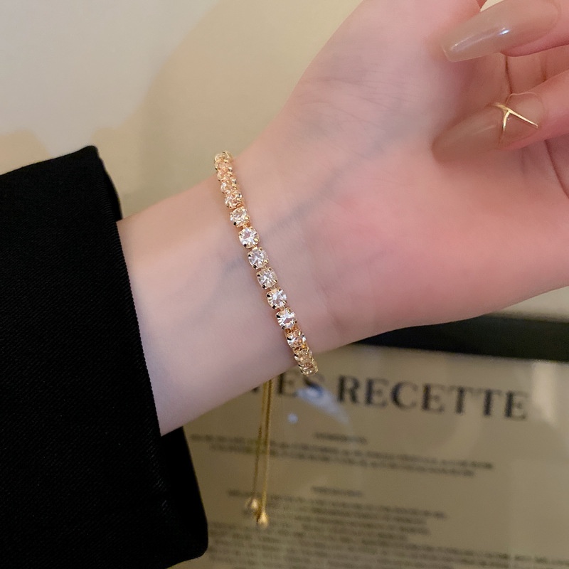 Vòng Đeo Tay Đính Pha Lê Tua Rua Phong Cách Âu Mỹ Thời Trang Sang Trọng