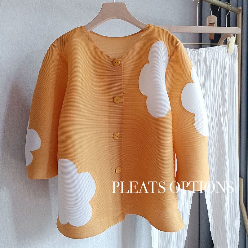 Issey Miyake Áo Sơ Mi Dáng Rộng Xếp Ly Cài Khóa In Họa Tiết Đơn Giản Thời Trang Mùa Hè 2022 Cho Nữ